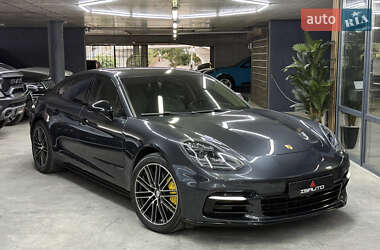 Porsche Panamera 2017