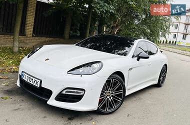 Porsche Panamera 2012