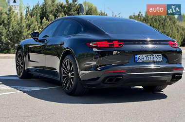 Porsche Panamera 2016