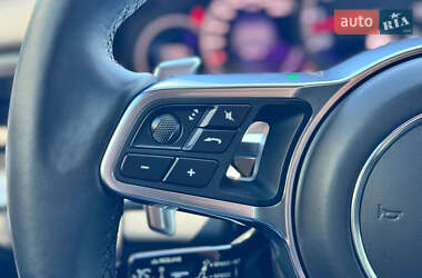 Фастбэк Porsche Panamera 2016 в 