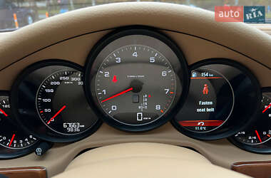 Фастбэк Porsche Panamera 2013 в 