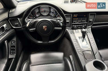 Фастбэк Porsche Panamera 2014 в 