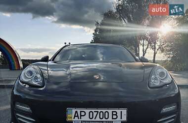 Фастбэк Porsche Panamera 2012 в Запорожье