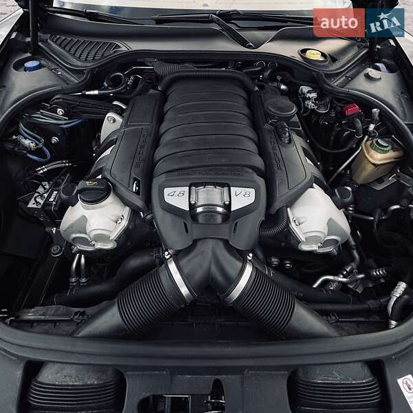 Фастбэк Porsche Panamera 2012 в Запорожье