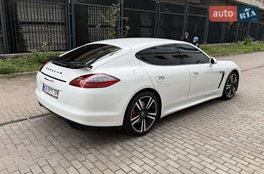 Фастбэк Porsche Panamera 2012 в 