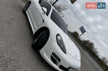 Фастбек Porsche Panamera 2010 в 
