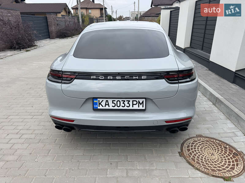 Фастбэк Porsche Panamera 2017 в Киеве