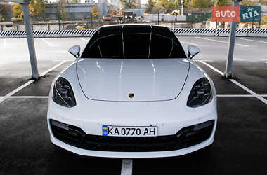 Фастбек Porsche Panamera 2019 в  фото 29 Фастбек Porsche Panamera 2019 в