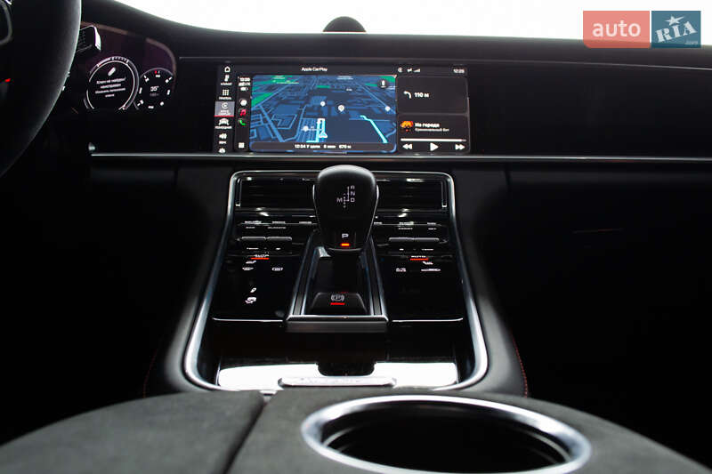 Фастбек Porsche Panamera 2019 в Києві