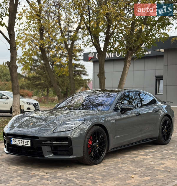 Фастбек Porsche Panamera 2025 в Кривому Розі фото 14 Фастбек Porsche Panamera 2025 в Кривому Розі