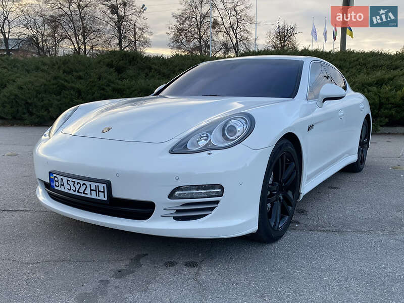 Фастбэк Porsche Panamera 2010 в Умани фото 3 Фастбэк Porsche Panamera 2010 в Умани