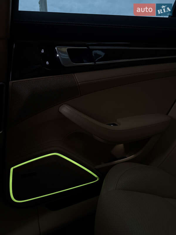 Фастбэк Porsche Panamera 2022 в Киеве фото 23 Фастбэк Porsche Panamera 2022 в Киеве