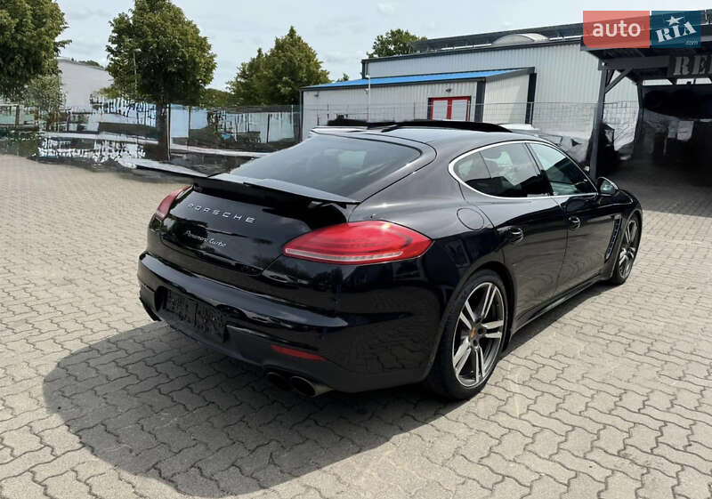 Фастбэк Porsche Panamera 2011 в Киеве фото 6 Фастбэк Porsche Panamera 2011 в Киеве