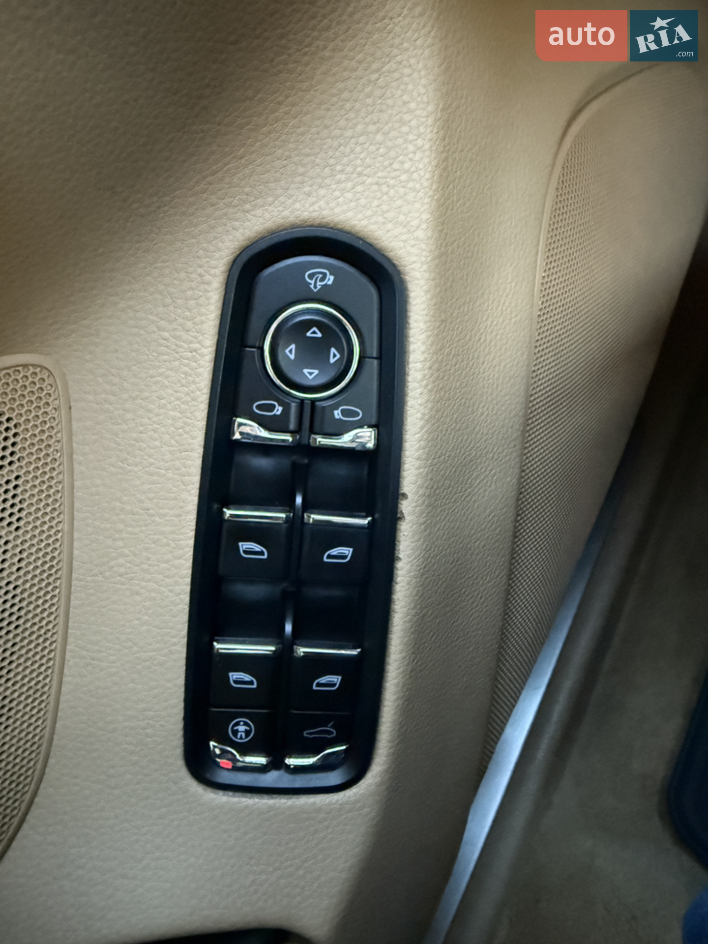 2011 Porsche Panamera - мініатюра 37