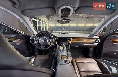 Фастбек Porsche Panamera 2011 в Одесі