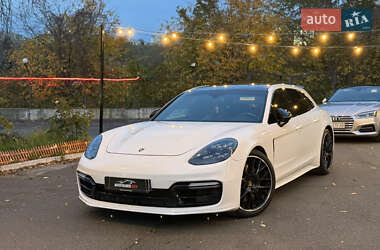 Универсал Porsche Panamera 2018 в Киеве