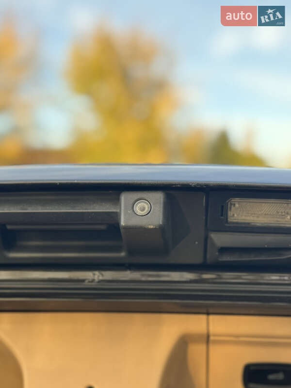 Фастбек Porsche Panamera 2012 в Києві