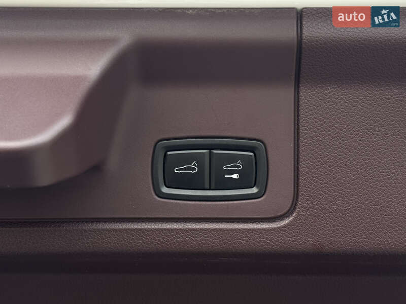 Фастбэк Porsche Panamera 2013 в Киеве