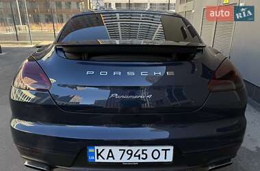 Фастбек Porsche Panamera 2013 в Києві