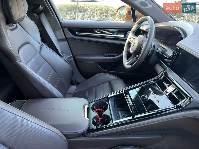 Фастбек Porsche Panamera 2024 в Києві