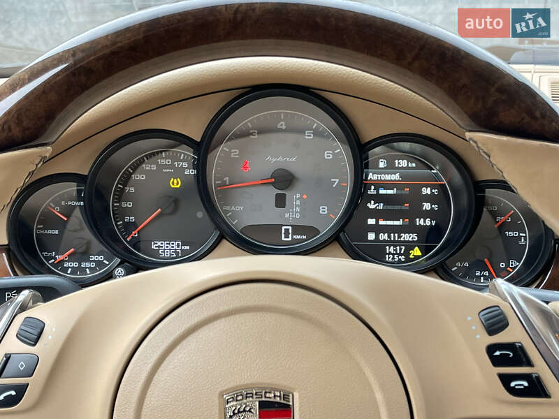 Фастбэк Porsche Panamera 2012 в Киеве