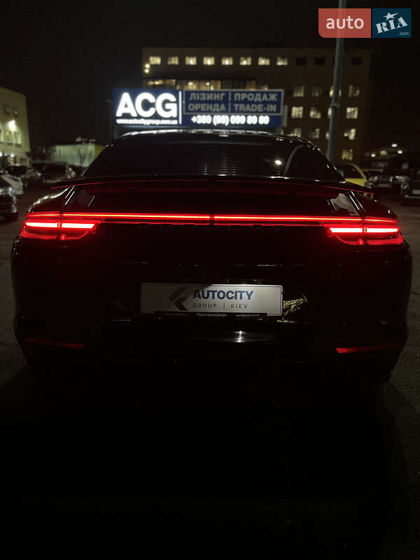 Фастбэк Porsche Panamera 2019 в Киеве фото 41 Фастбэк Porsche Panamera 2019 в Киеве