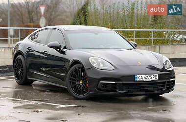 Фастбэк Porsche Panamera 2016 в Киеве