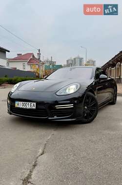 Фастбэк Porsche Panamera 2015 в Киеве