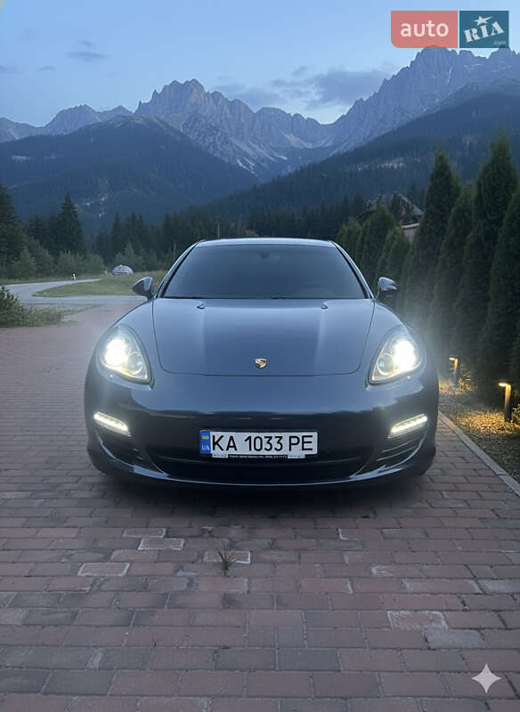 Фастбэк Porsche Panamera 2012 в Киеве фото 19 Фастбэк Porsche Panamera 2012 в Киеве