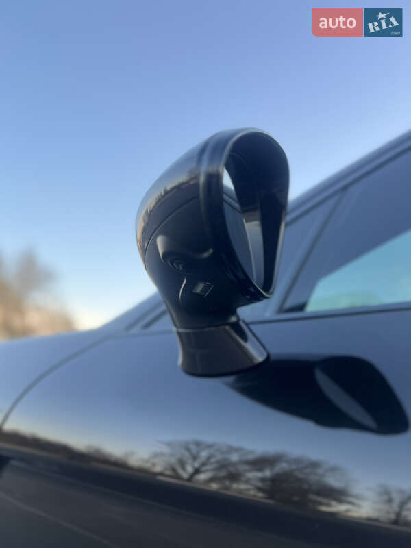 Фастбек Porsche Panamera 2013 в Києві фото 15 Фастбек Porsche Panamera 2013 в Києві