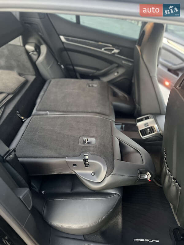 Фастбек Porsche Panamera 2013 в Києві фото 41 Фастбек Porsche Panamera 2013 в Києві
