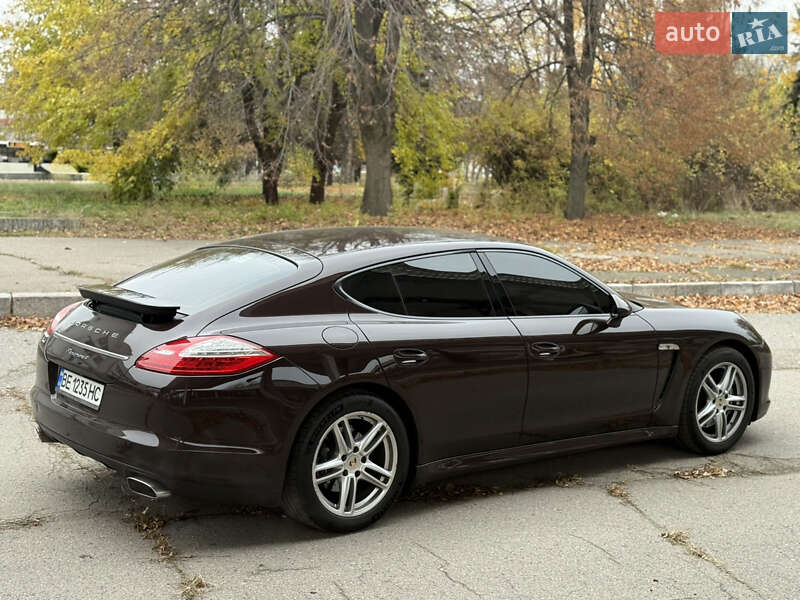 Фастбэк Porsche Panamera 2012 в Черкассах фото 9 Фастбэк Porsche Panamera 2012 в Черкассах