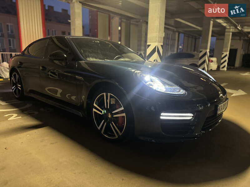 Фастбек Porsche Panamera 2013 в Києві фото 16 Фастбек Porsche Panamera 2013 в Києві