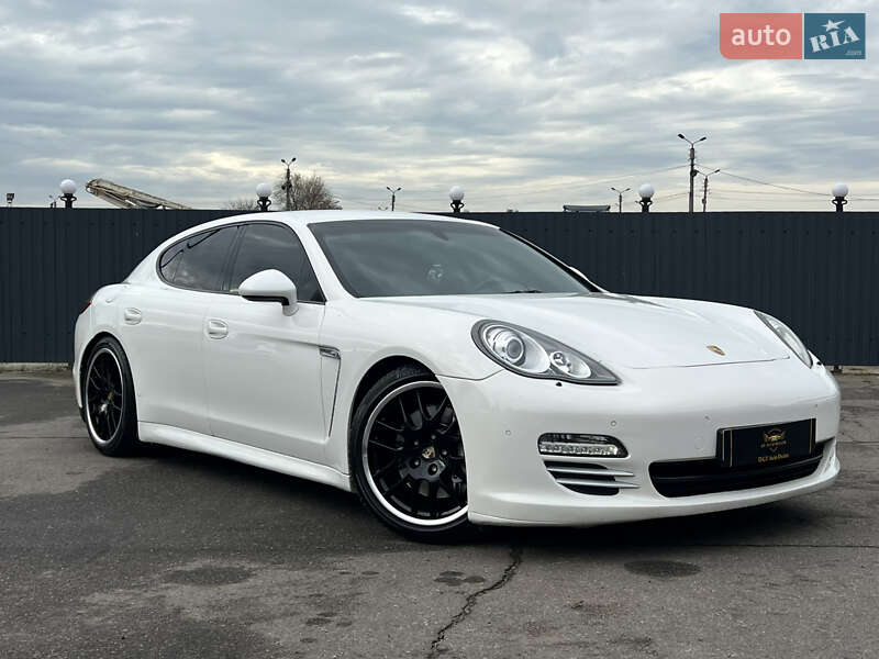 Фастбэк Porsche Panamera 2011 в Одессе фото 3 Фастбэк Porsche Panamera 2011 в Одессе