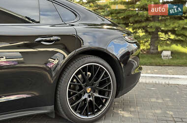 Фастбэк Porsche Panamera 2022 в Одессе