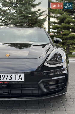 Фастбэк Porsche Panamera 2022 в Одессе