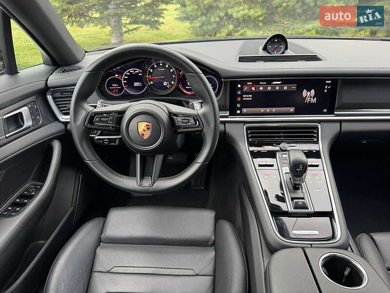 Фастбэк Porsche Panamera 2022 в Одессе