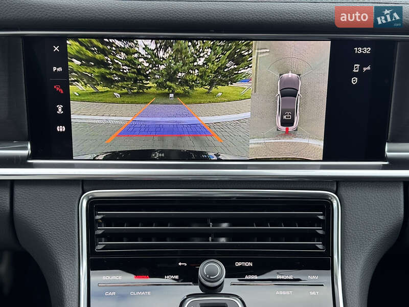 Фастбэк Porsche Panamera 2022 в Одессе