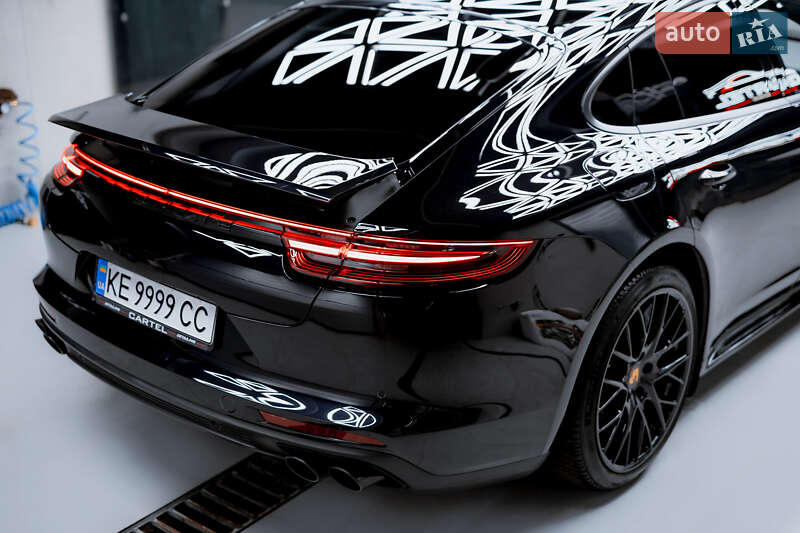 Фастбек Porsche Panamera 2020 в Дніпрі фото 11 Фастбек Porsche Panamera 2020 в Дніпрі
