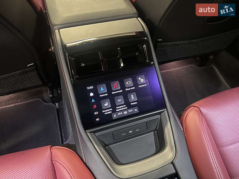 Фастбэк Porsche Panamera 2025 в Киеве