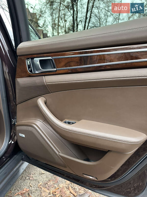 Фастбек Porsche Panamera 2017 в Києві