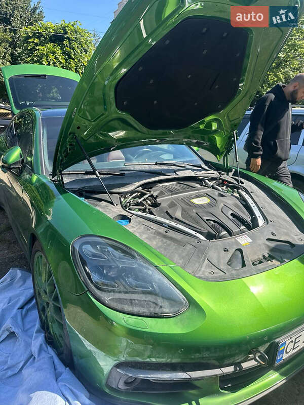 Фастбек Porsche Panamera 2020 в Києві