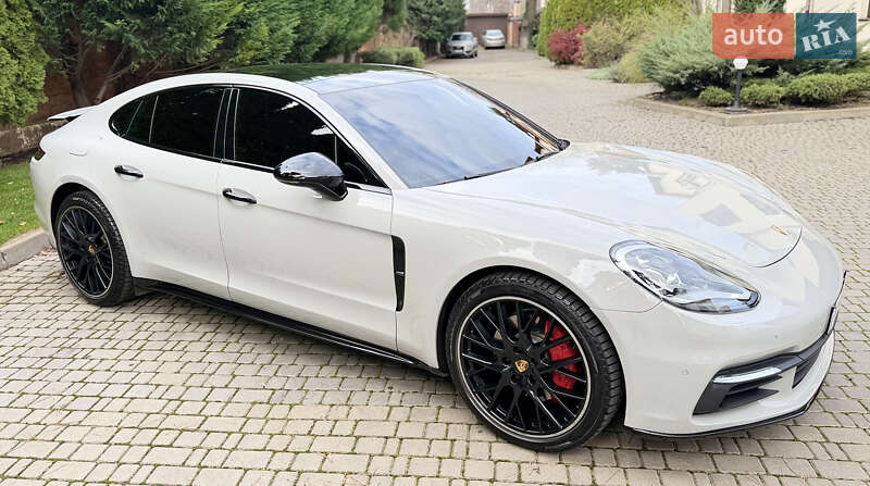 Фастбек Porsche Panamera 2017 в Одесі фото 6 Фастбек Porsche Panamera 2017 в Одесі