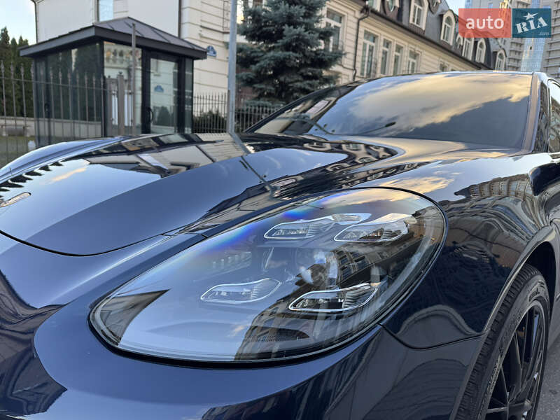 Фастбек Porsche Panamera 2020 в Києві