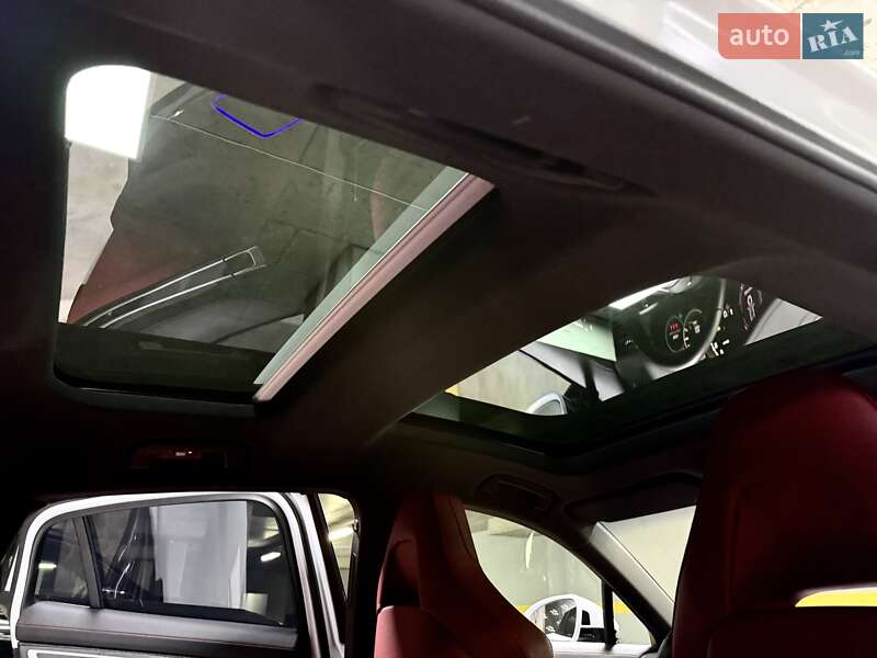 Фастбэк Porsche Panamera 2023 в Киеве фото 77 Фастбэк Porsche Panamera 2023 в Киеве