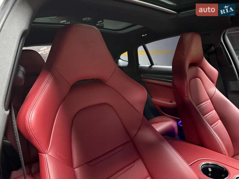 Фастбэк Porsche Panamera 2023 в Киеве фото 117 Фастбэк Porsche Panamera 2023 в Киеве