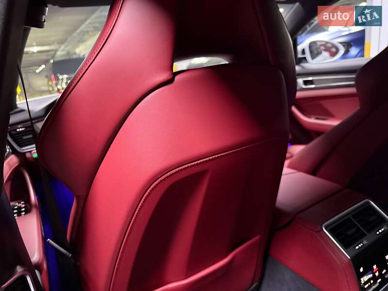 Фастбэк Porsche Panamera 2023 в Киеве фото 69 Фастбэк Porsche Panamera 2023 в Киеве