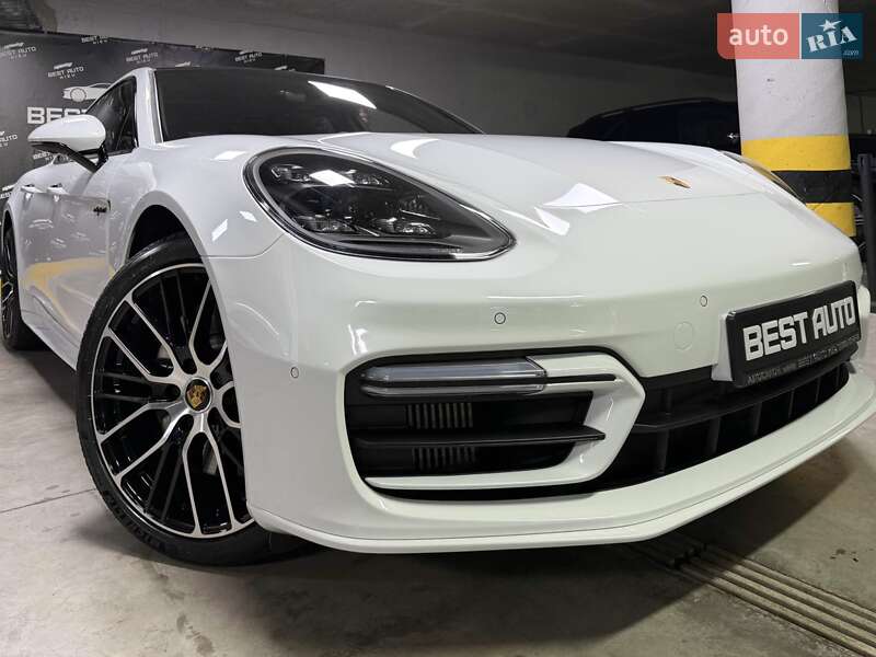 Фастбэк Porsche Panamera 2023 в Киеве фото 129 Фастбэк Porsche Panamera 2023 в Киеве