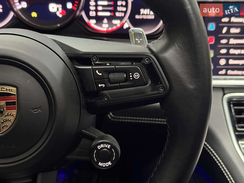 Фастбек Porsche Panamera 2023 в Києві