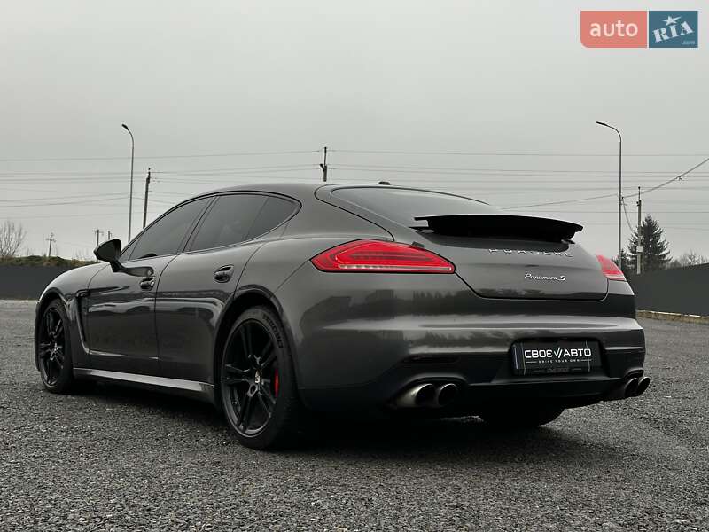 Фастбэк Porsche Panamera 2013 в Львове фото 9 Фастбэк Porsche Panamera 2013 в Львове